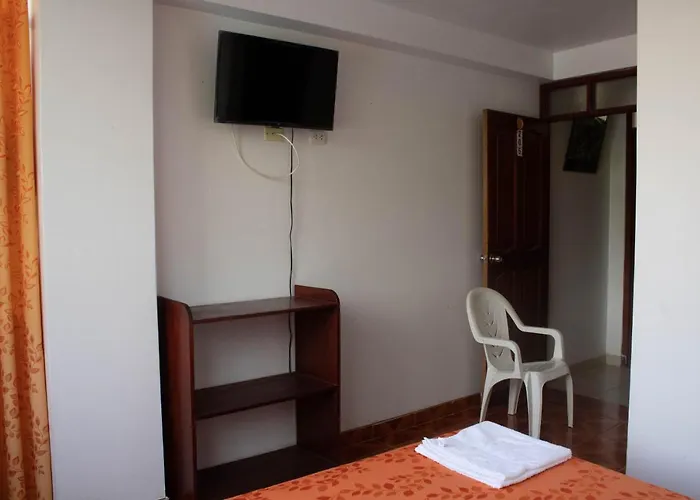 Hinkiori - Manu Hotel Pillcopata